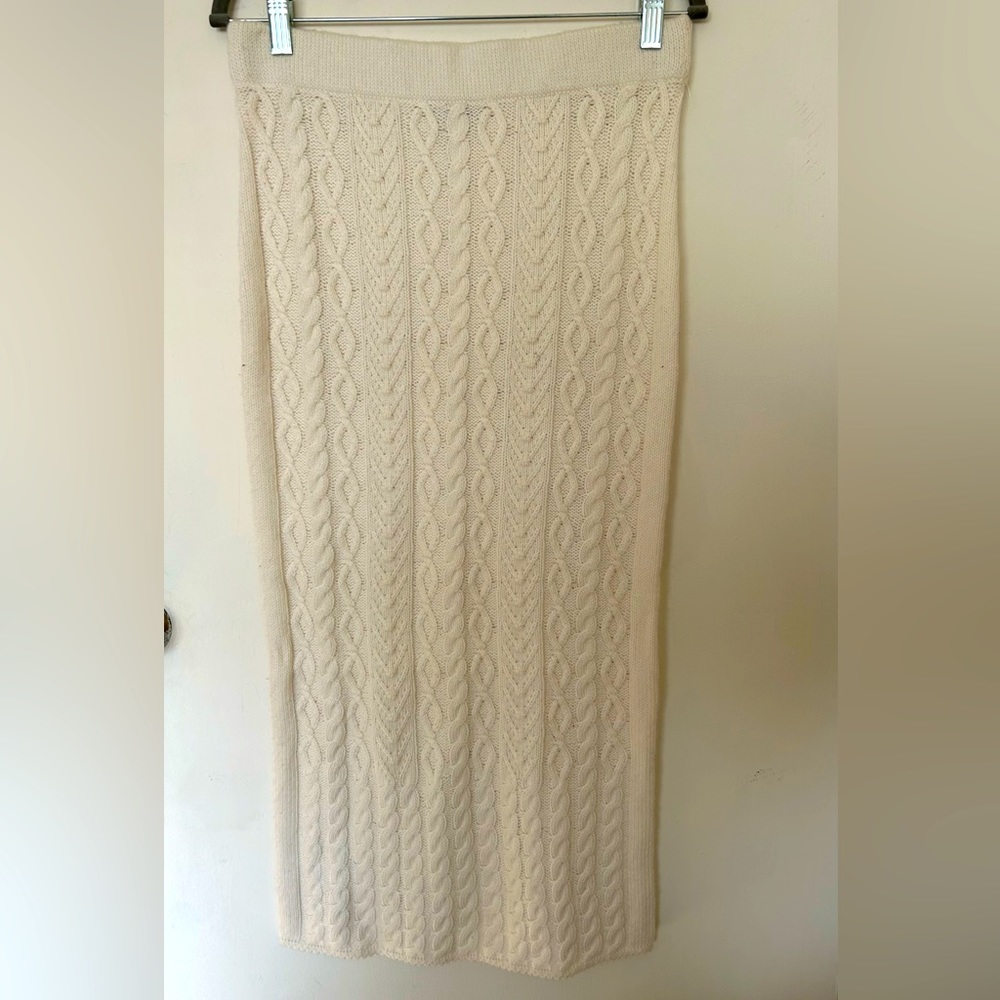 COPY - Eva Mendes/NY&Co skirt